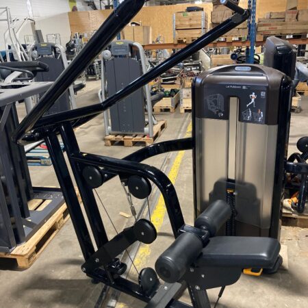 Käytetty precor lat pulldown