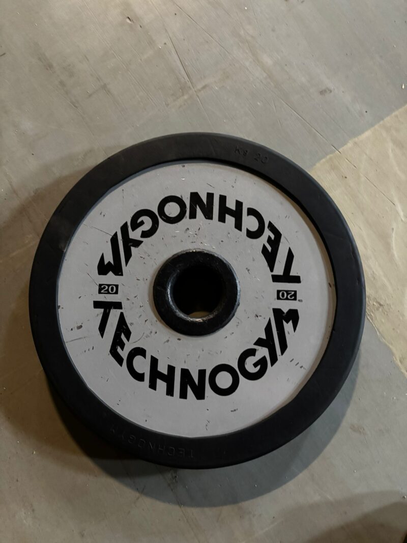 technogym 20 kg levypaino