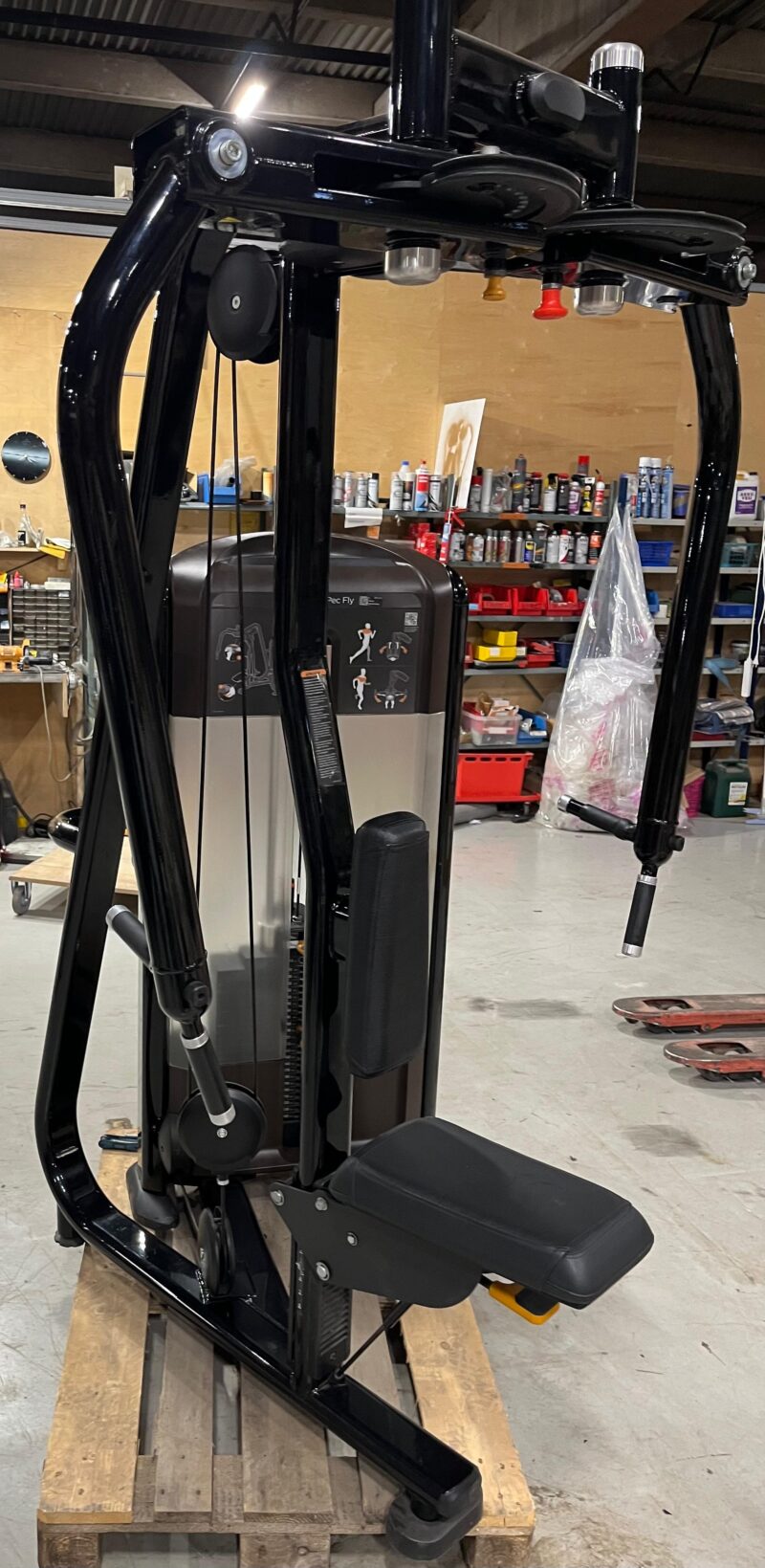 Precor pec fly