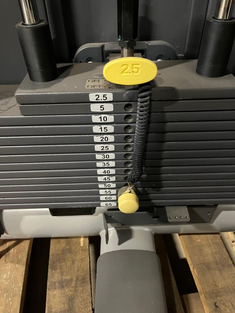 Technogym selänojennuslaite, käytetty - Image 3